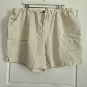 Caribbean Joe Women's Light Tan Cargo Shorts